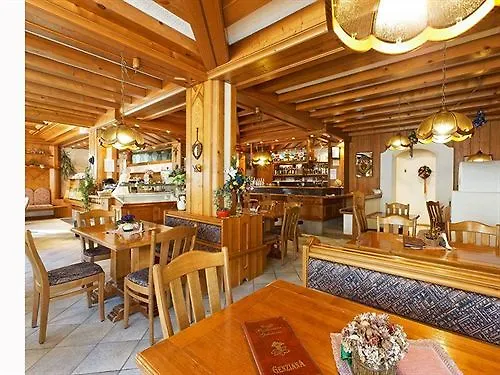 Hotel Genziana Arabba Italien